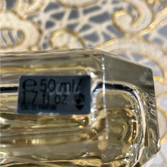 Victoria's Secret Basic Instinct Perfume - Picture 3 of 4